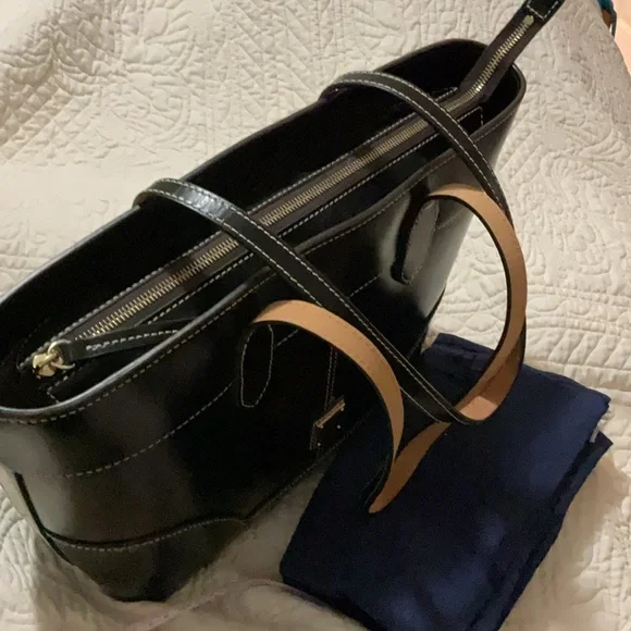 Dooney & Bourke Black Leather Tote Bag - Picture 11 of 14